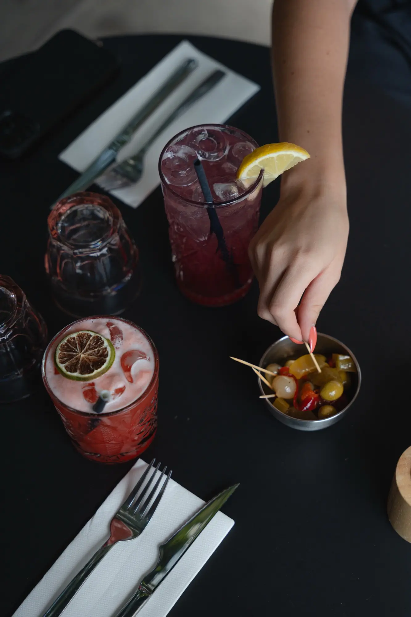 Cocktails et apéritif photographiés pour un restaurant en Provence